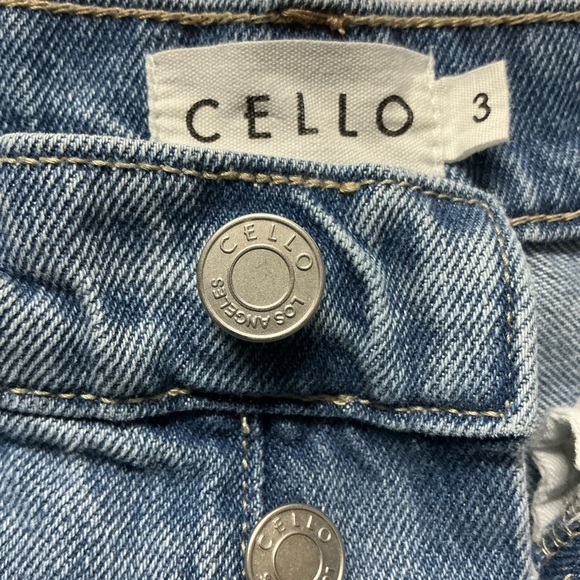 Cello Women’s Denim Blue Straight Leg Jeans with Distressed Details Sz‎ 3 - Picture 3 of 16